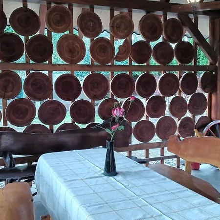 Inn Ardilla Lhota (Prague-East)