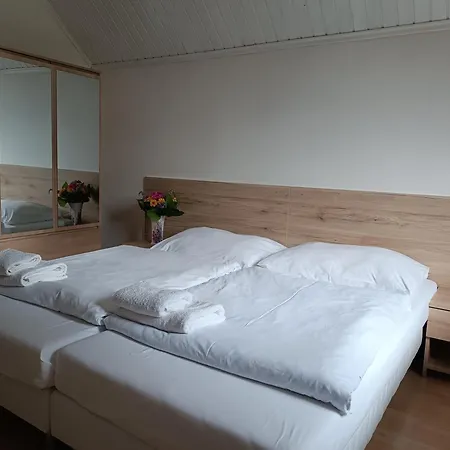 여관 Ardilla Lhota (Prague-East)